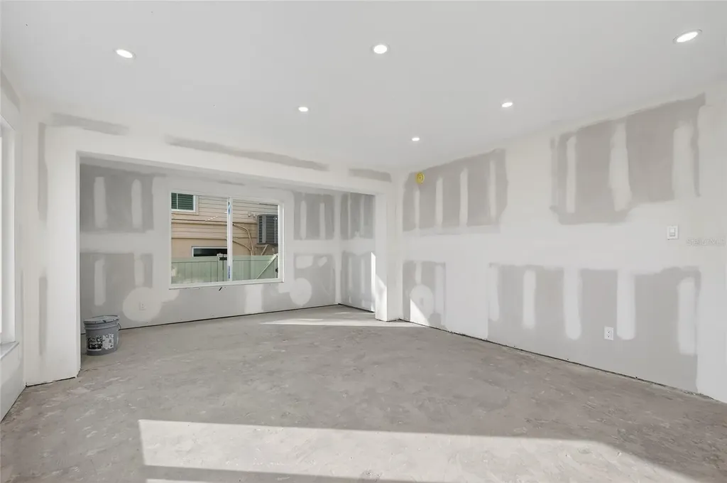 5055 N Beach Road Englewood FL 34223