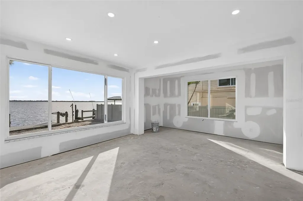 5055 N Beach Road Englewood FL 34223