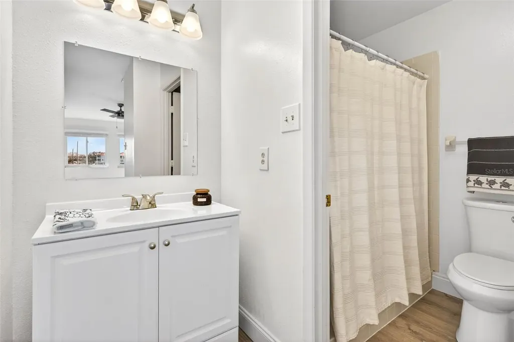 1805 Mariner Drive Tarpon Springs FL 34689