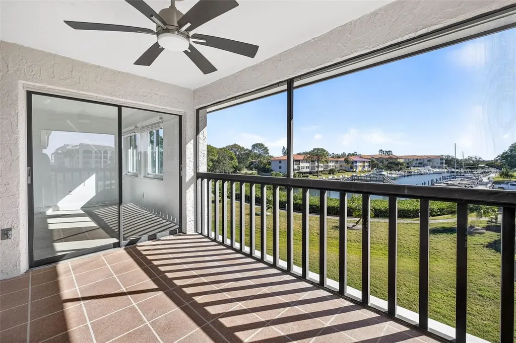 1805 Mariner Drive Tarpon Springs FL 34689