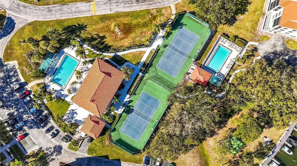 1805 Mariner Drive Tarpon Springs FL 34689