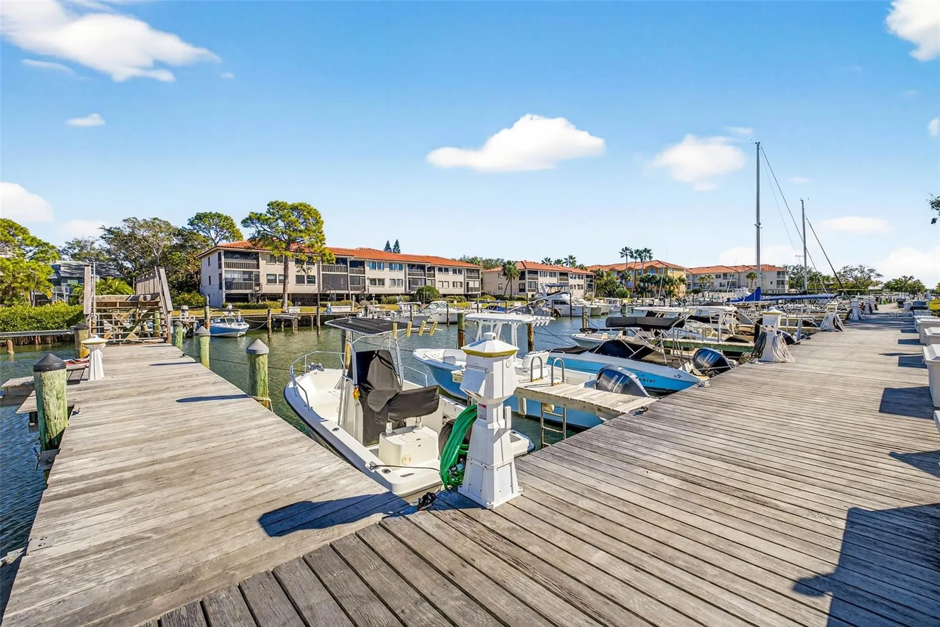 1805 Mariner Drive Tarpon Springs FL 34689