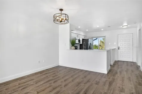 1805 Mariner Drive Tarpon Springs FL 34689