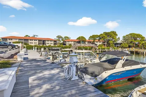 1805 Mariner Drive Tarpon Springs FL 34689