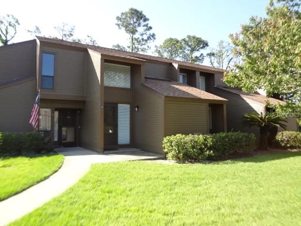 12 Hembury Lane Palm Coast FL 32137