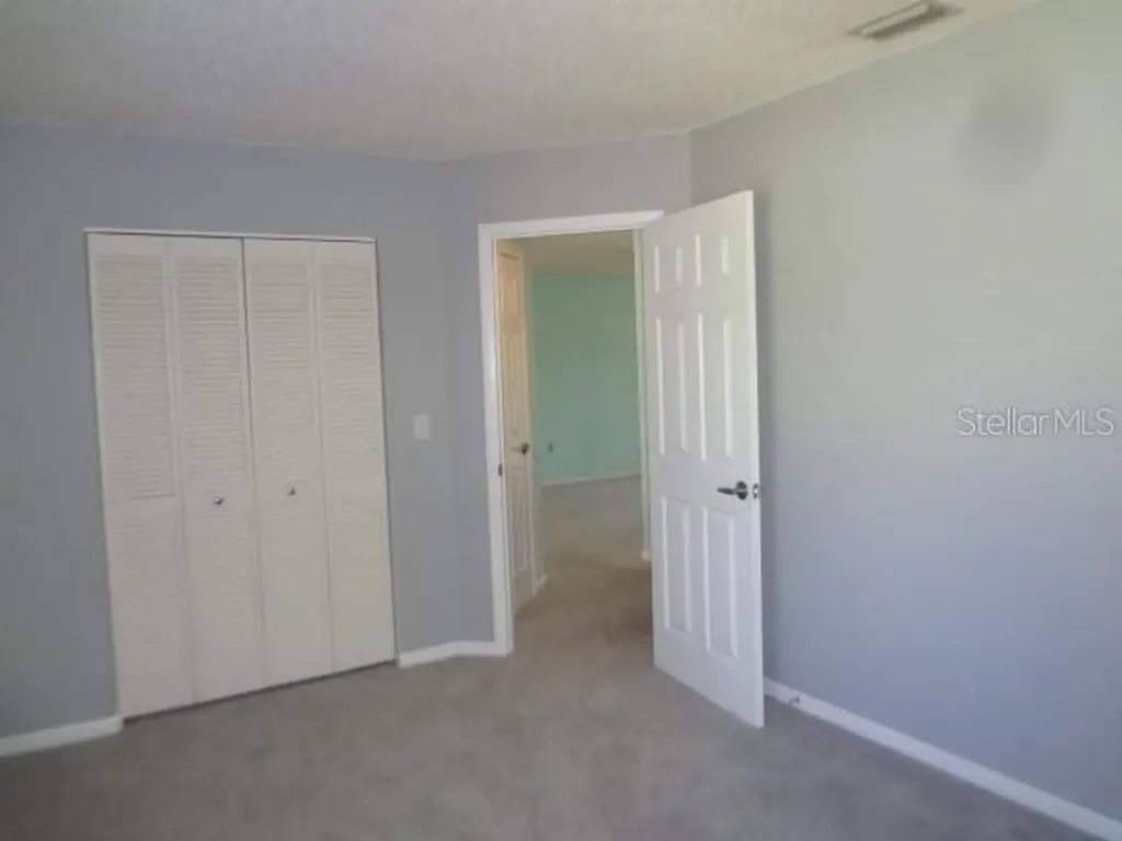 12 Hembury Lane Palm Coast FL 32137