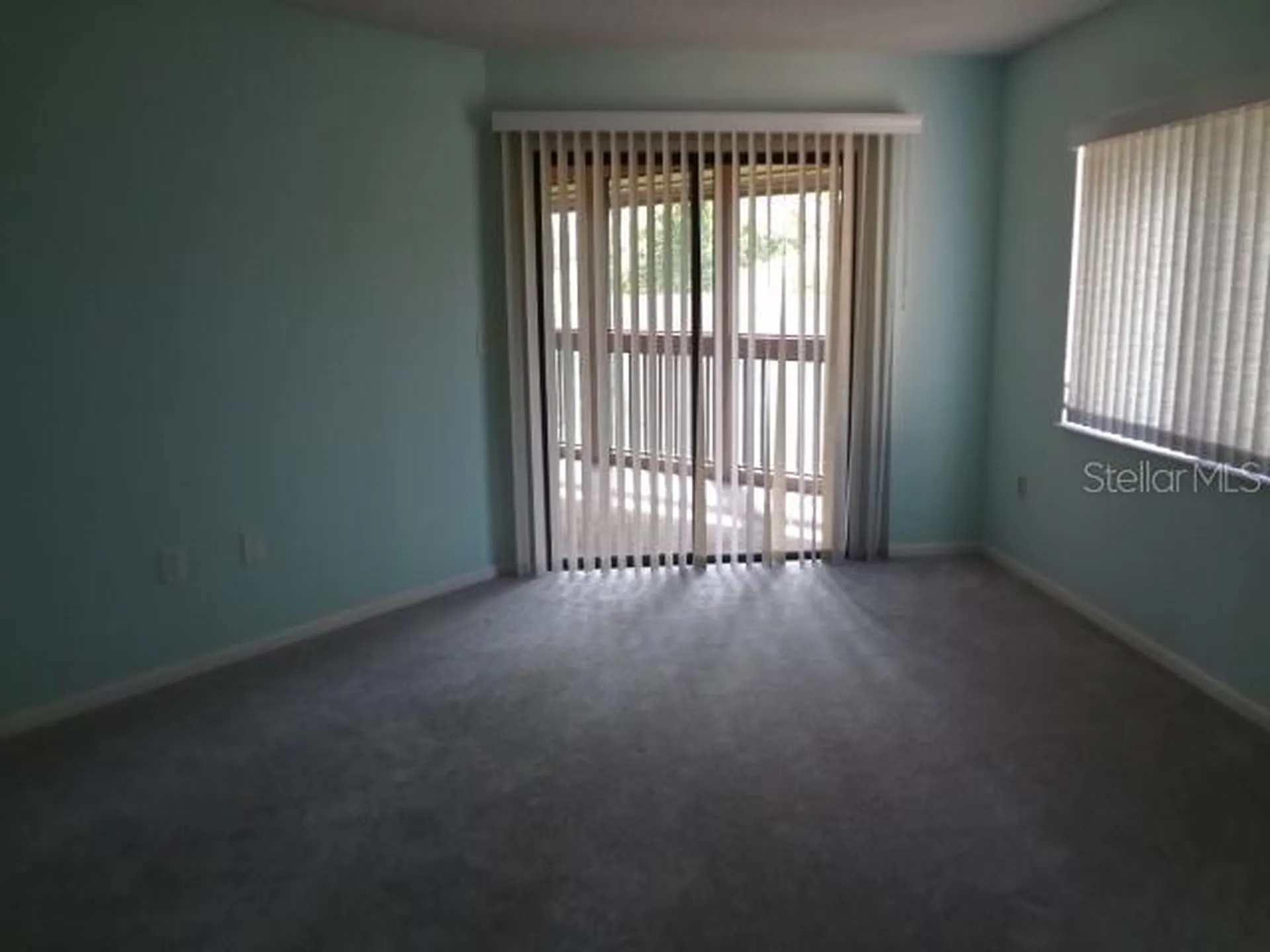 12 Hembury Lane Palm Coast FL 32137