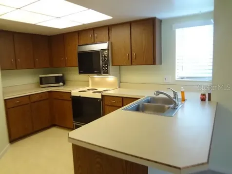 12 Hembury Lane Palm Coast FL 32137