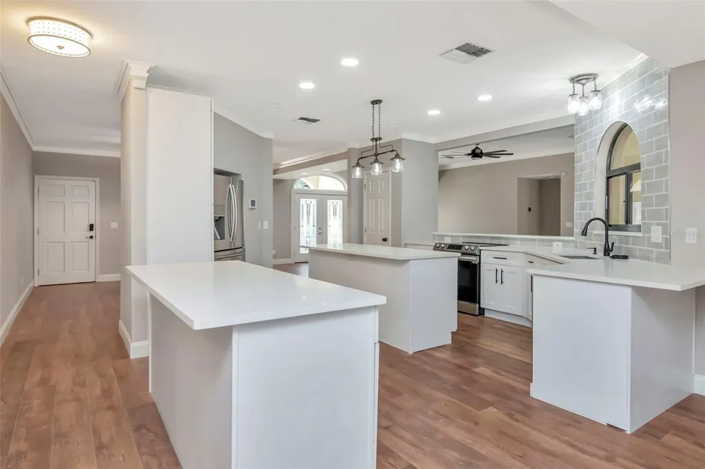 18306 Pleasant Ridge Place Lutz FL 33548