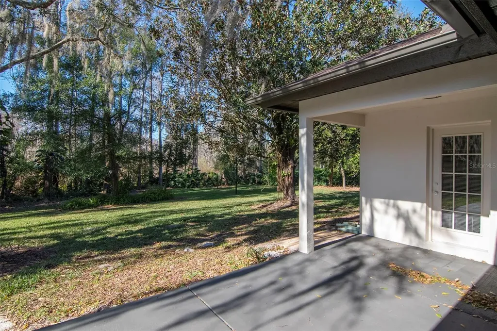 18306 Pleasant Ridge Place Lutz FL 33548