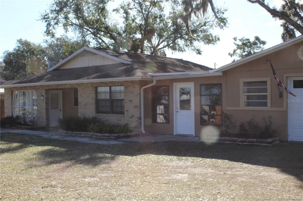 2718 Shadywood Place Lakeland FL 33810