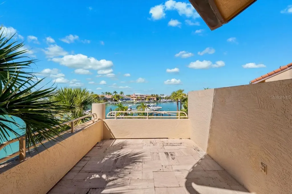 740 Pinellas Bayway S Tierra Verde FL 33715
