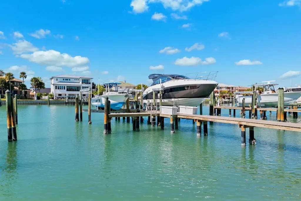 740 Pinellas Bayway S Tierra Verde FL 33715