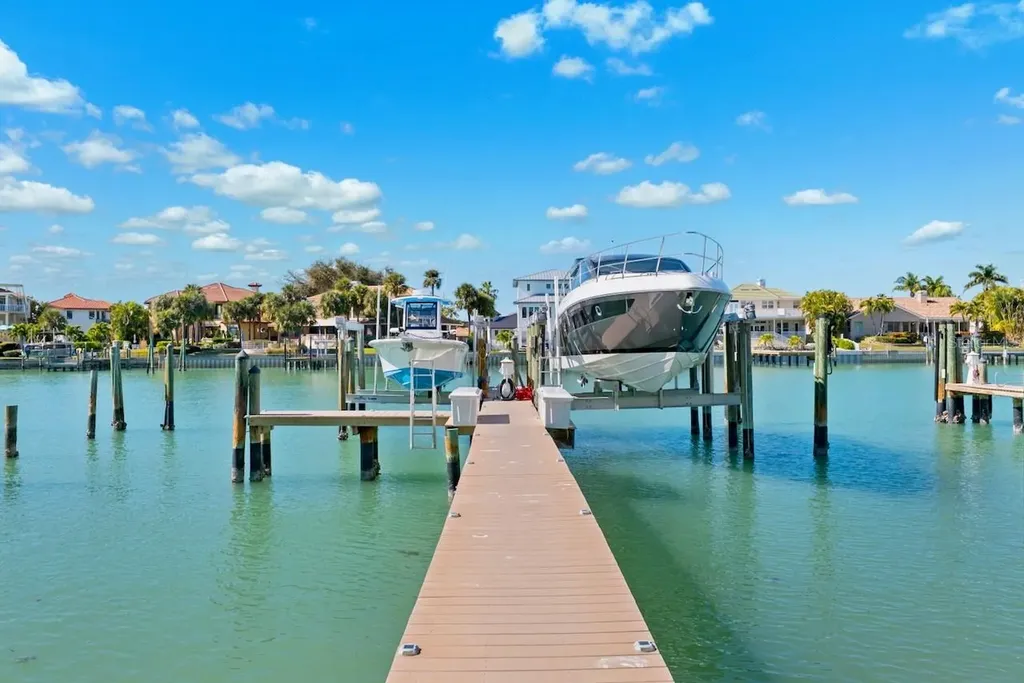740 Pinellas Bayway S Tierra Verde FL 33715