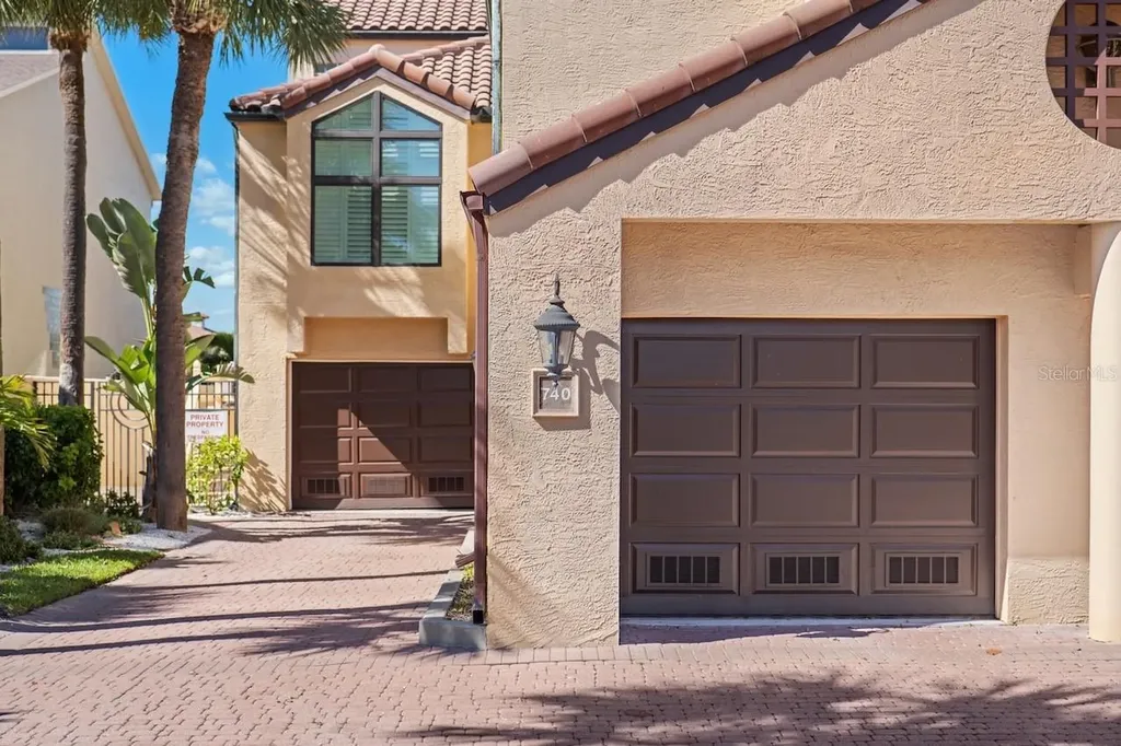 740 Pinellas Bayway S Tierra Verde FL 33715