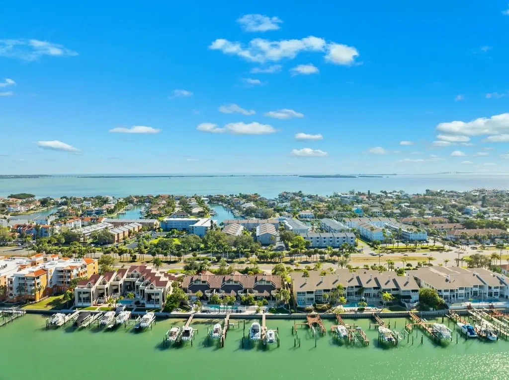 740 Pinellas Bayway S Tierra Verde FL 33715