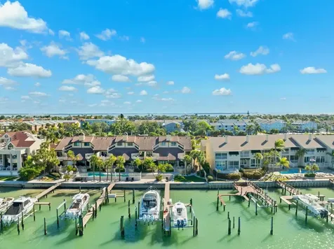740 Pinellas Bayway S Tierra Verde FL 33715