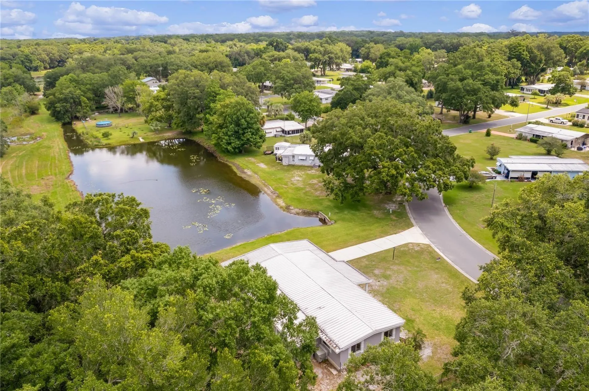 302 Ivanhoe Circle Lady Lake FL 32159