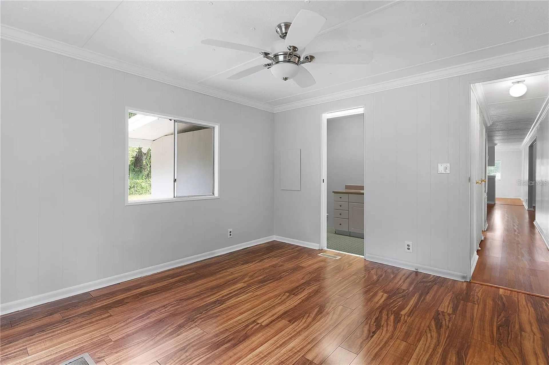 302 Ivanhoe Circle Lady Lake FL 32159