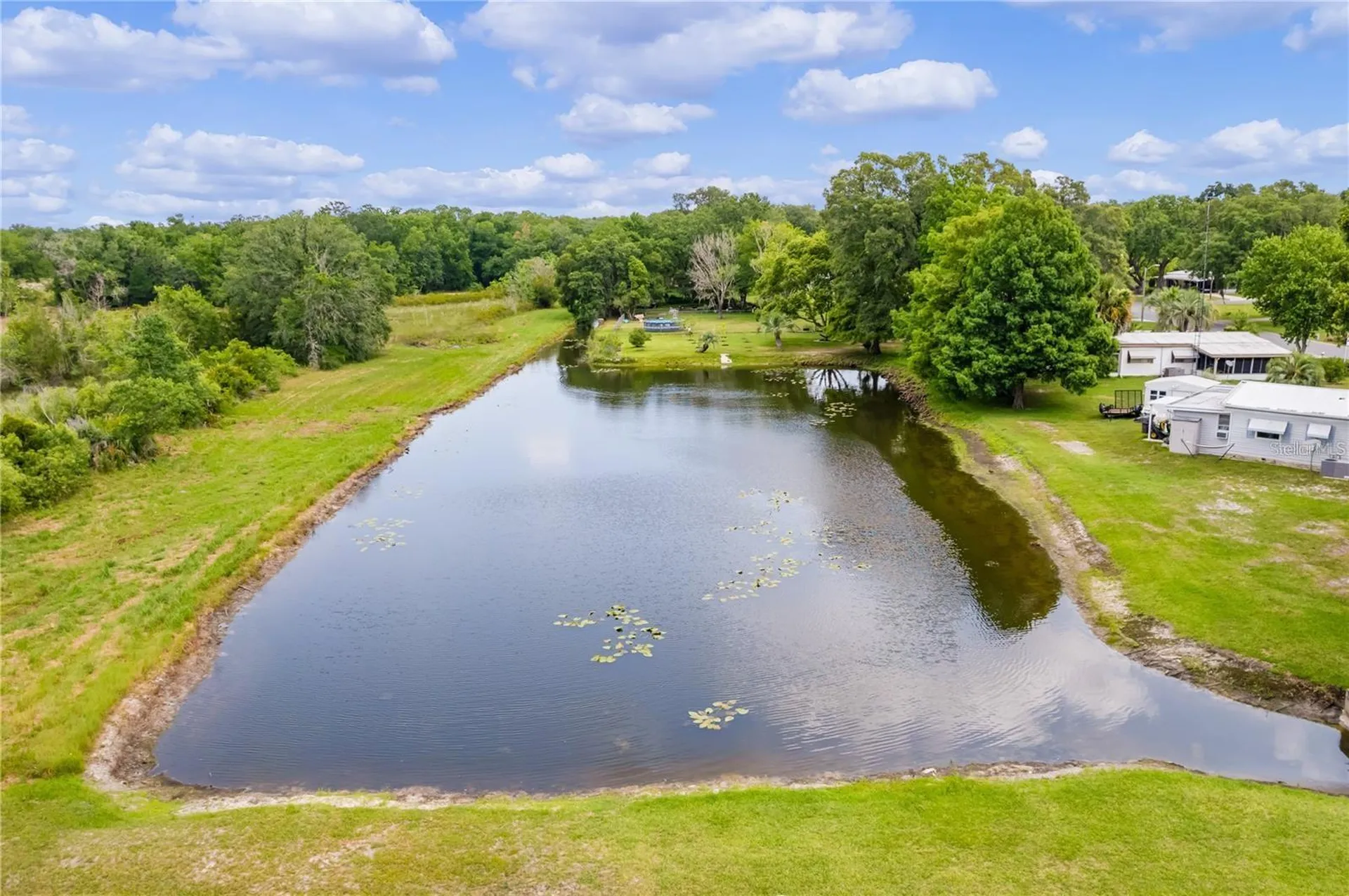 302 Ivanhoe Circle Lady Lake FL 32159