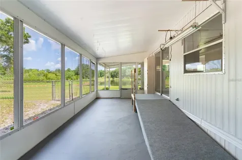 302 Ivanhoe Circle Lady Lake FL 32159