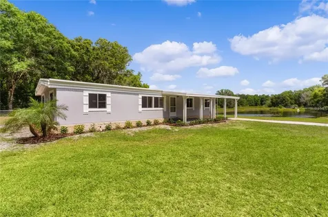 302 Ivanhoe Circle Lady Lake FL 32159