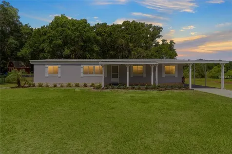 302 Ivanhoe Circle Lady Lake FL 32159