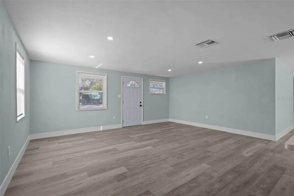 1682 Wilmar Avenue Tarpon Springs FL 34689