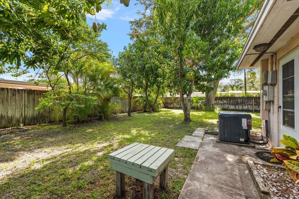 655 42nd Avenue N St Petersburg FL 33703