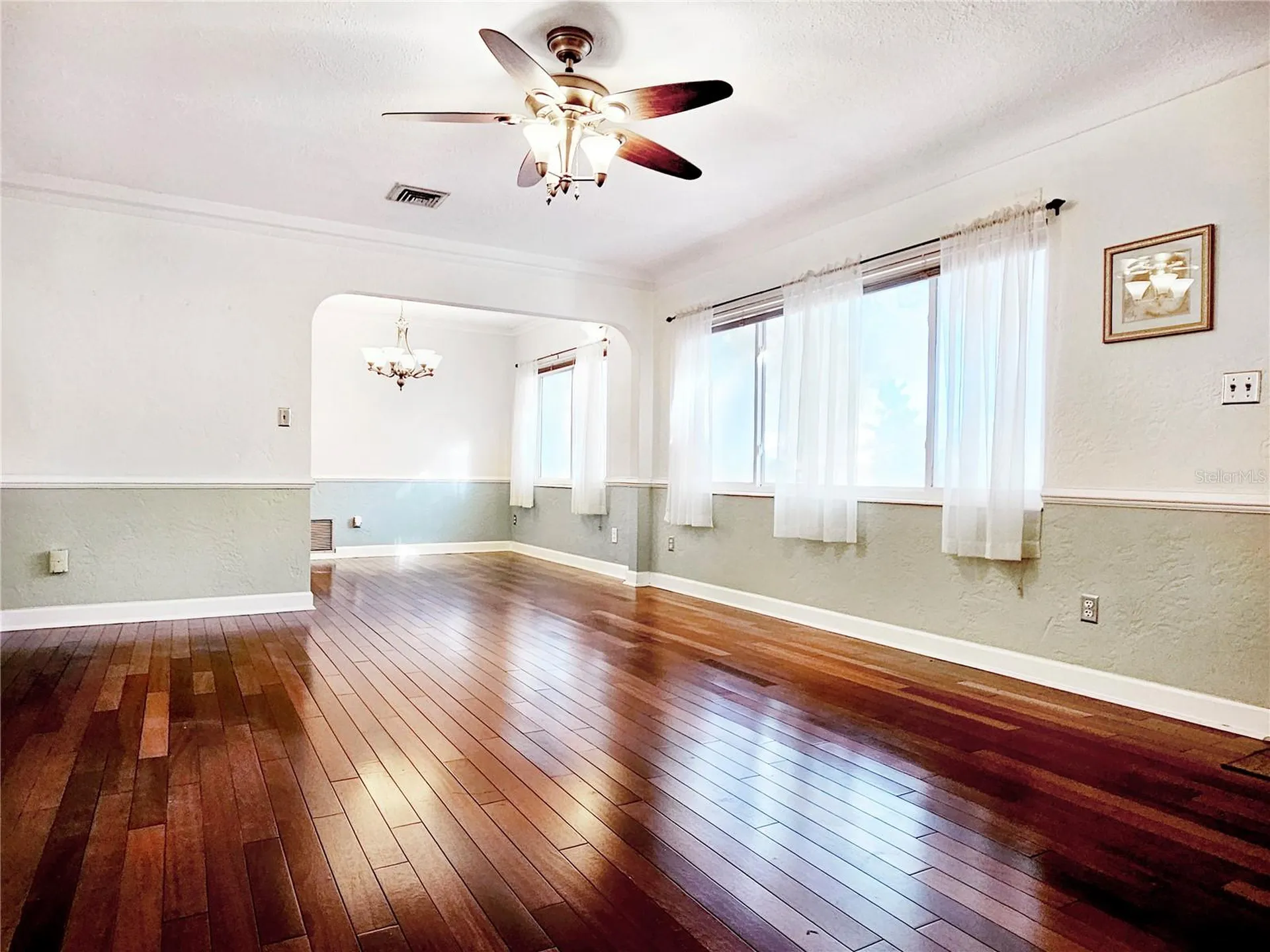 655 42nd Avenue N St Petersburg FL 33703