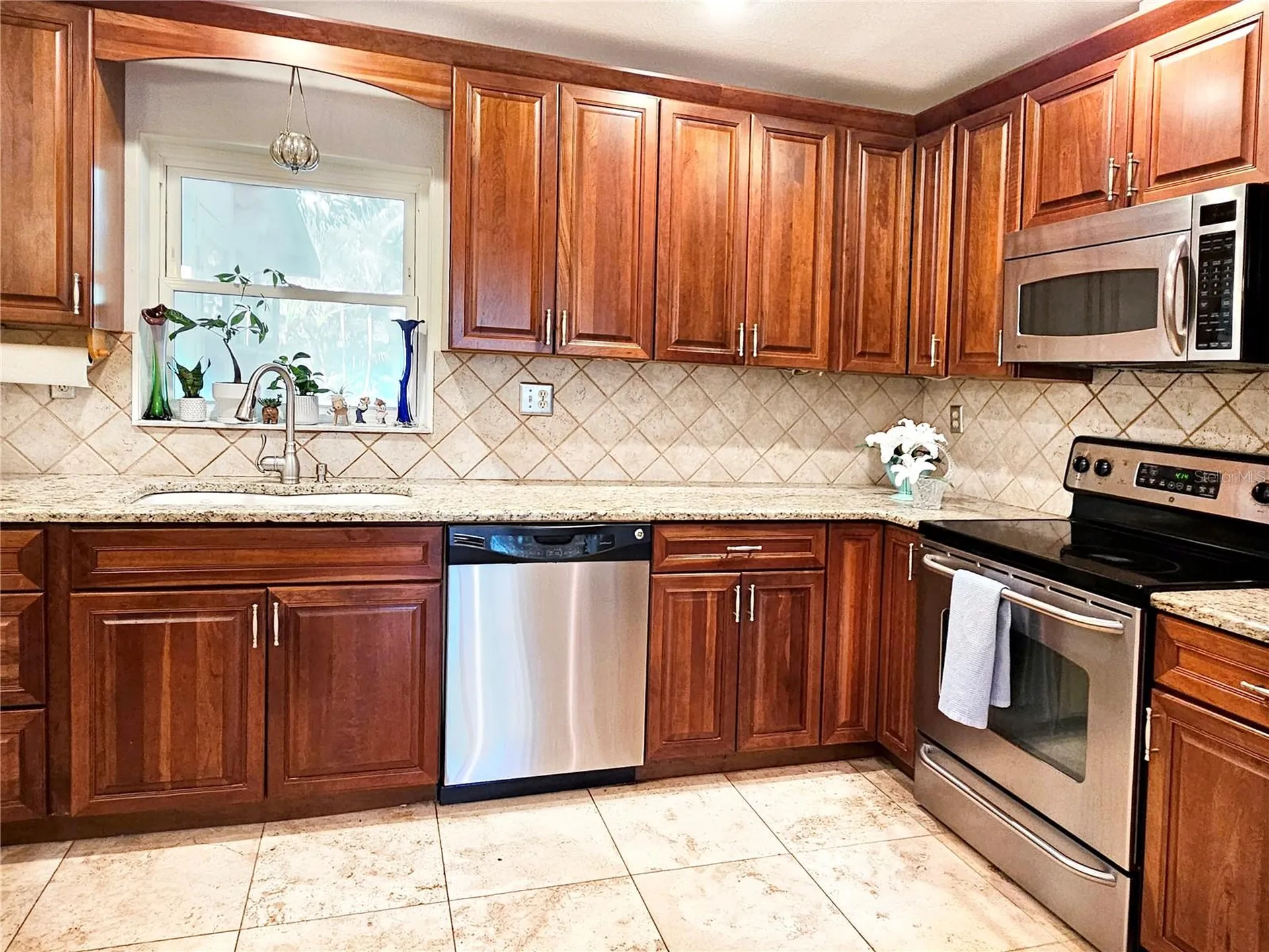 655 42nd Avenue N St Petersburg FL 33703