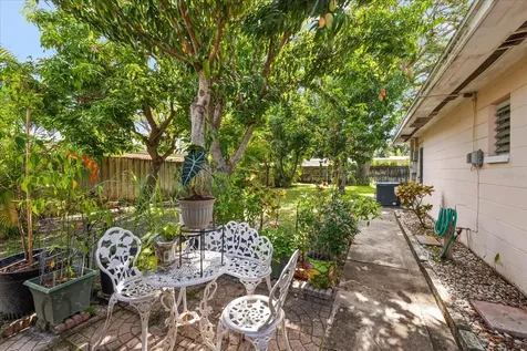 655 42nd Avenue N St Petersburg FL 33703