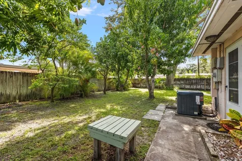 655 42nd Avenue N St Petersburg FL 33703