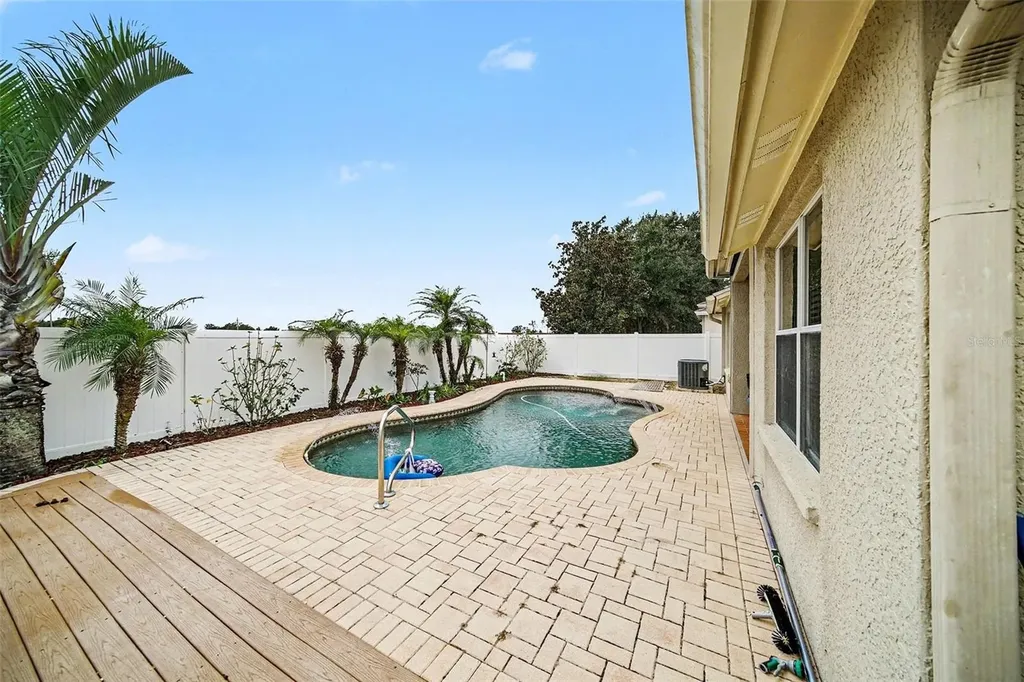 215 Fern Gulley Drive Seffner FL 33584