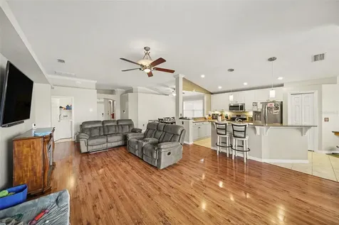 215 Fern Gulley Drive Seffner FL 33584