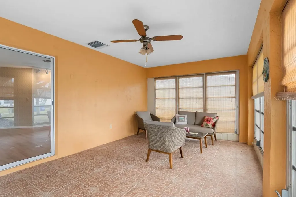 1102 Harefield Circle Sun City Center FL 33573