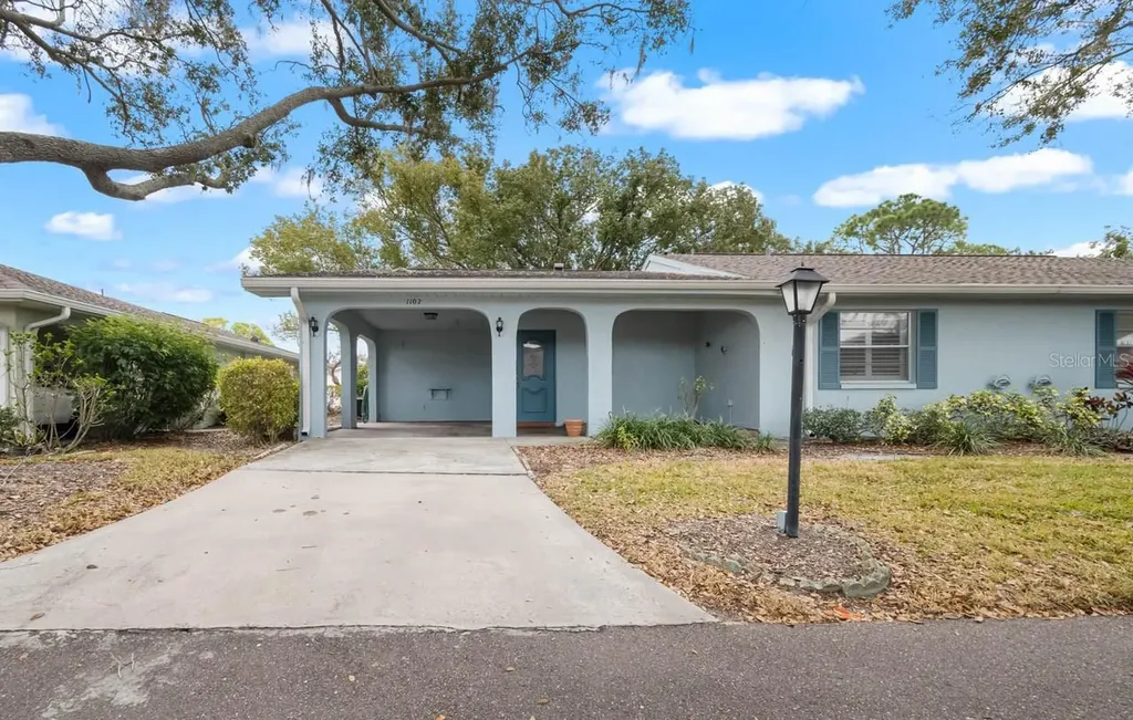 1102 Harefield Circle Sun City Center FL 33573