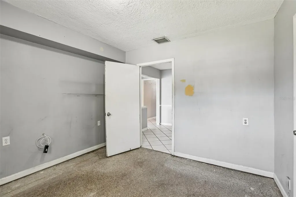 1809 W Crawford Street Tampa FL 33604