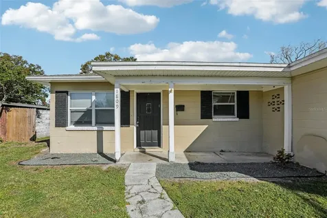 1809 W Crawford Street Tampa FL 33604
