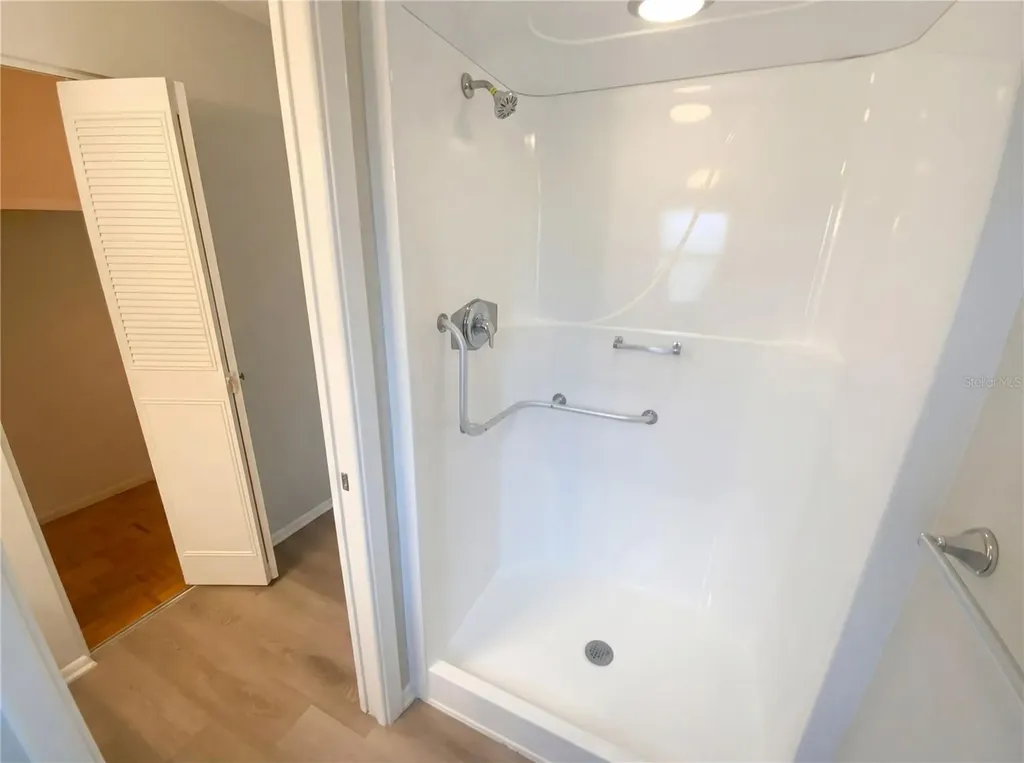 4474 Lake Boulevard Clearwater FL 33762