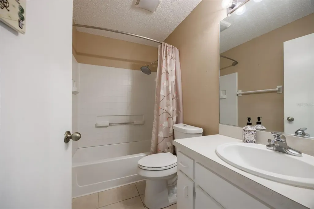 2505 New Haven Circle Sun City Center FL 33573
