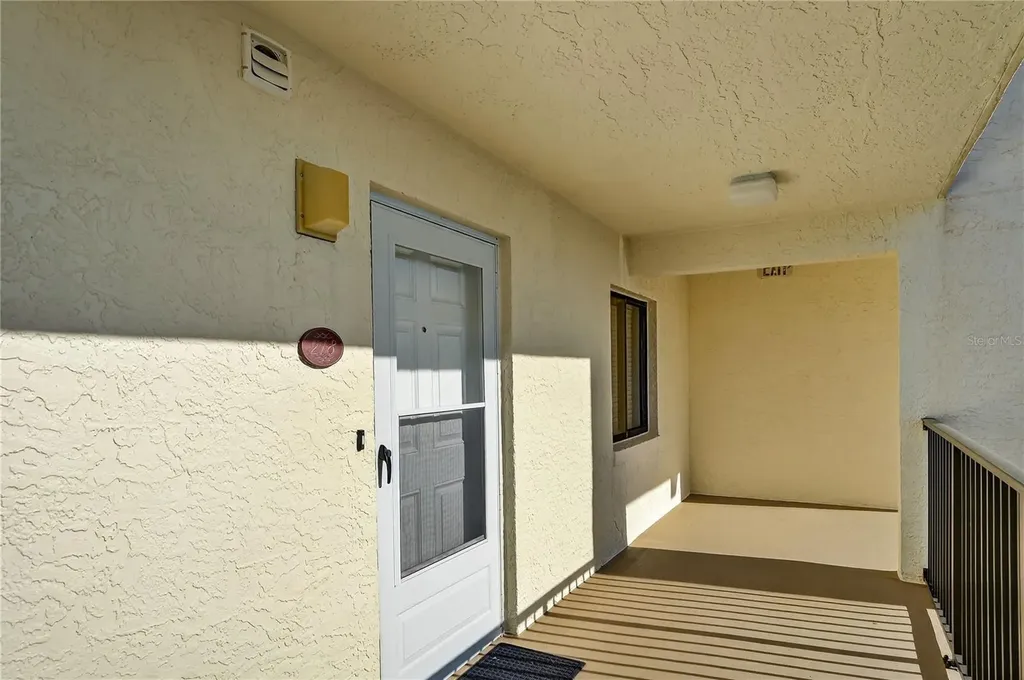 6727 Turtlemound Road New Smyrna Beach FL 32169