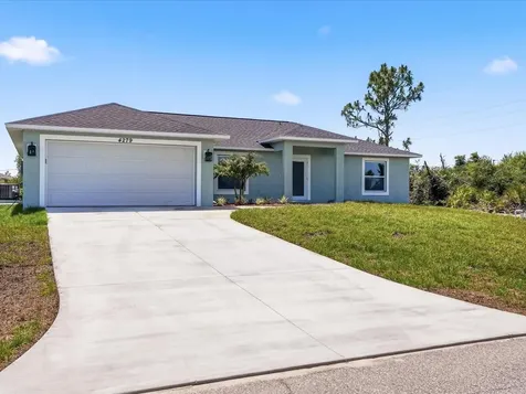4279 Hograth Street Port Charlotte FL 33981