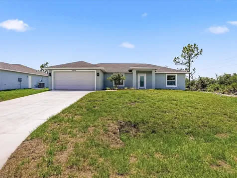 4279 Hograth Street Port Charlotte FL 33981