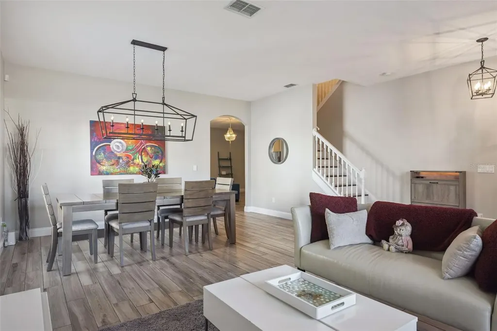 9319 Marsh Oaks Court Orlando FL 32832