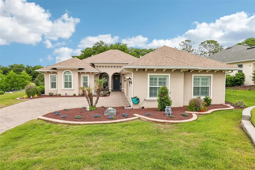 5096 Greens Drive Lady Lake FL 32159