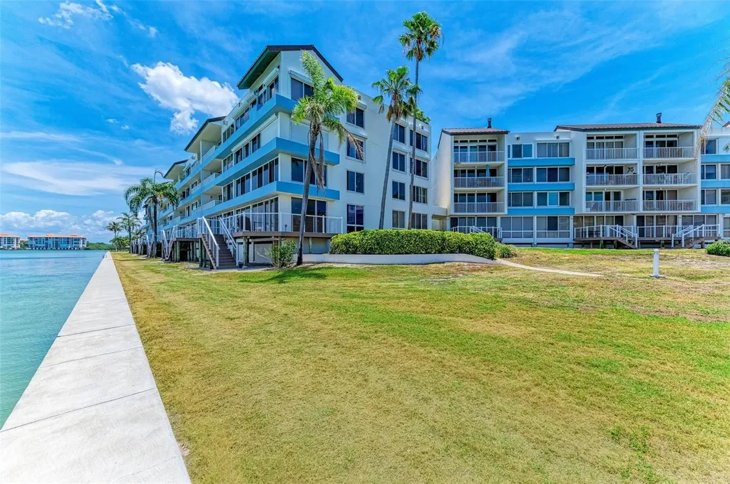 5153 Isla Key Boulevard S St Petersburg FL 33715