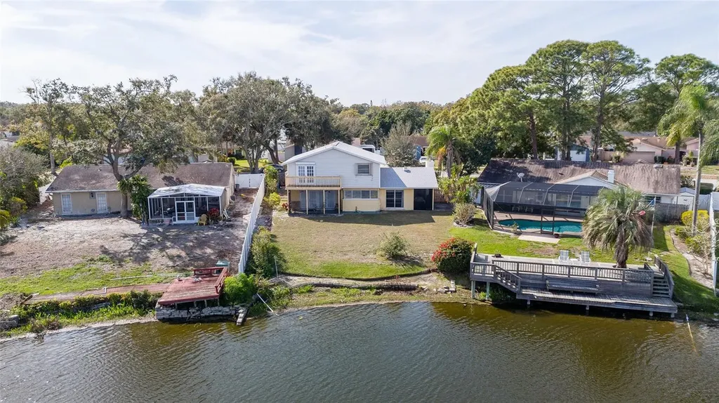 6809 Twelve Oaks Boulevard Tampa FL 33634