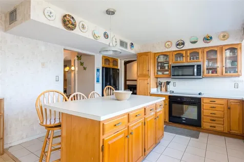 6809 Twelve Oaks Boulevard Tampa FL 33634