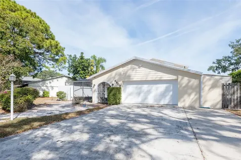 6809 Twelve Oaks Boulevard Tampa FL 33634